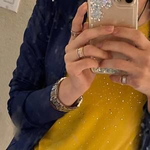 Meet your Posher, Farishta